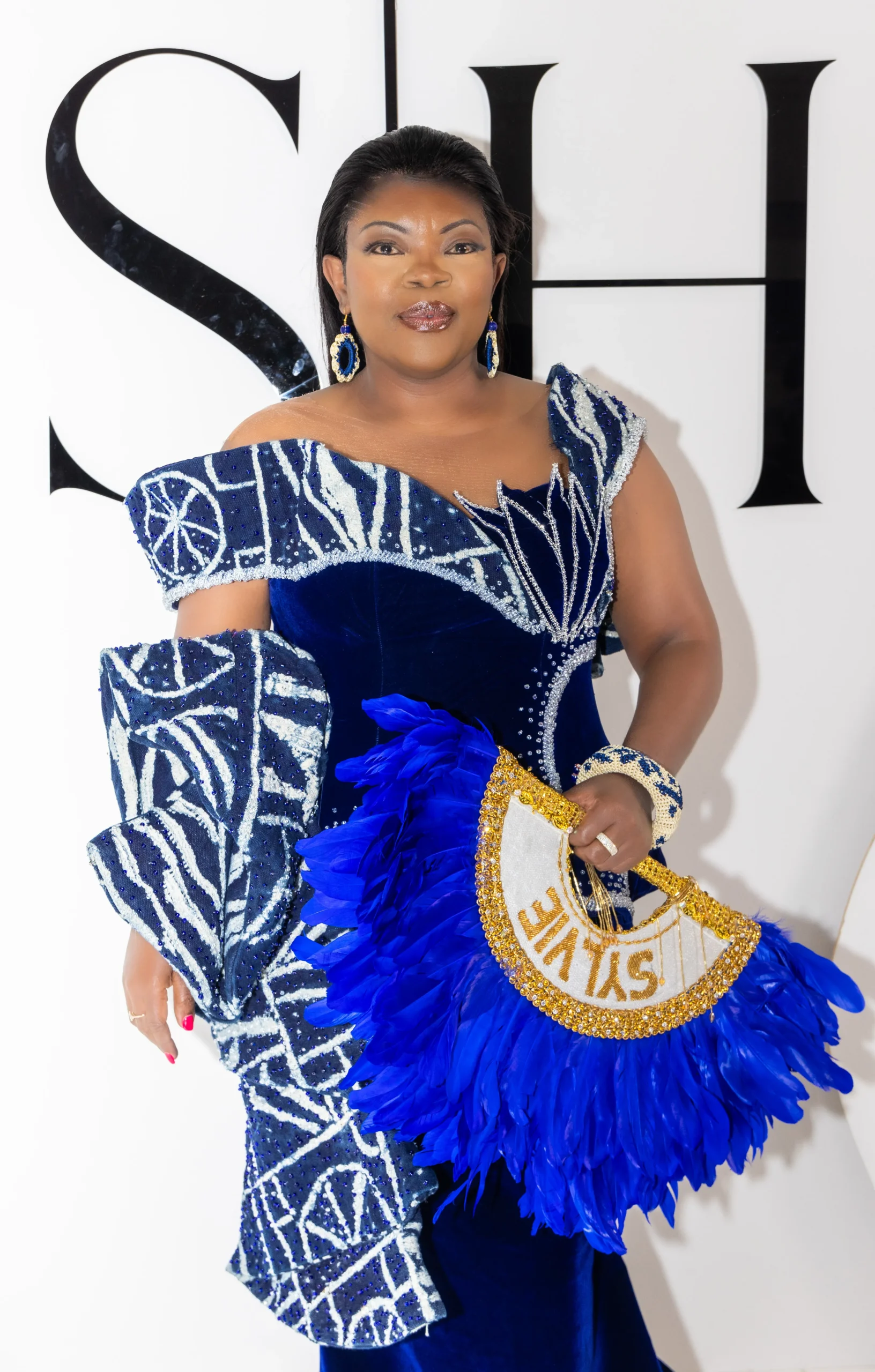 destinationsbyfunmilondon-sylvie-wedding-bride-in-blue-dress-london